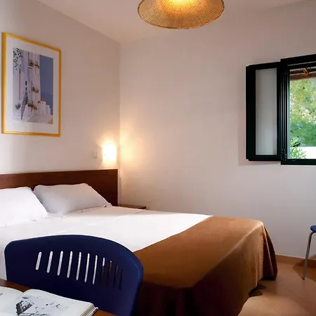 Meditur Village Ξενοδοχείο *