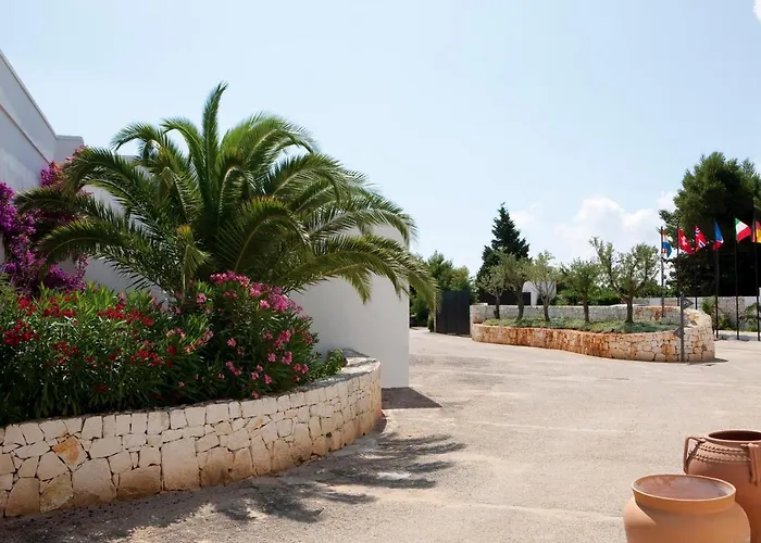 מלון Meditur Village