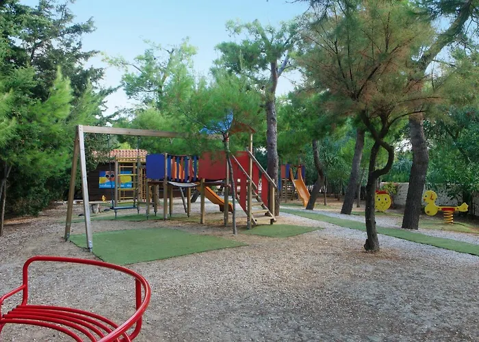 מלון Meditur Village